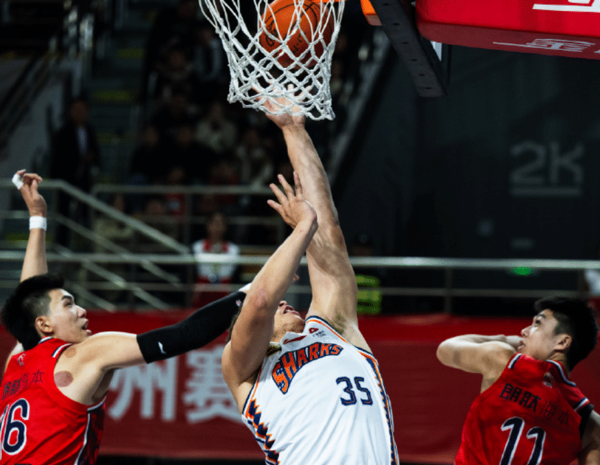 篮网四核心联手，压哨绝杀对手