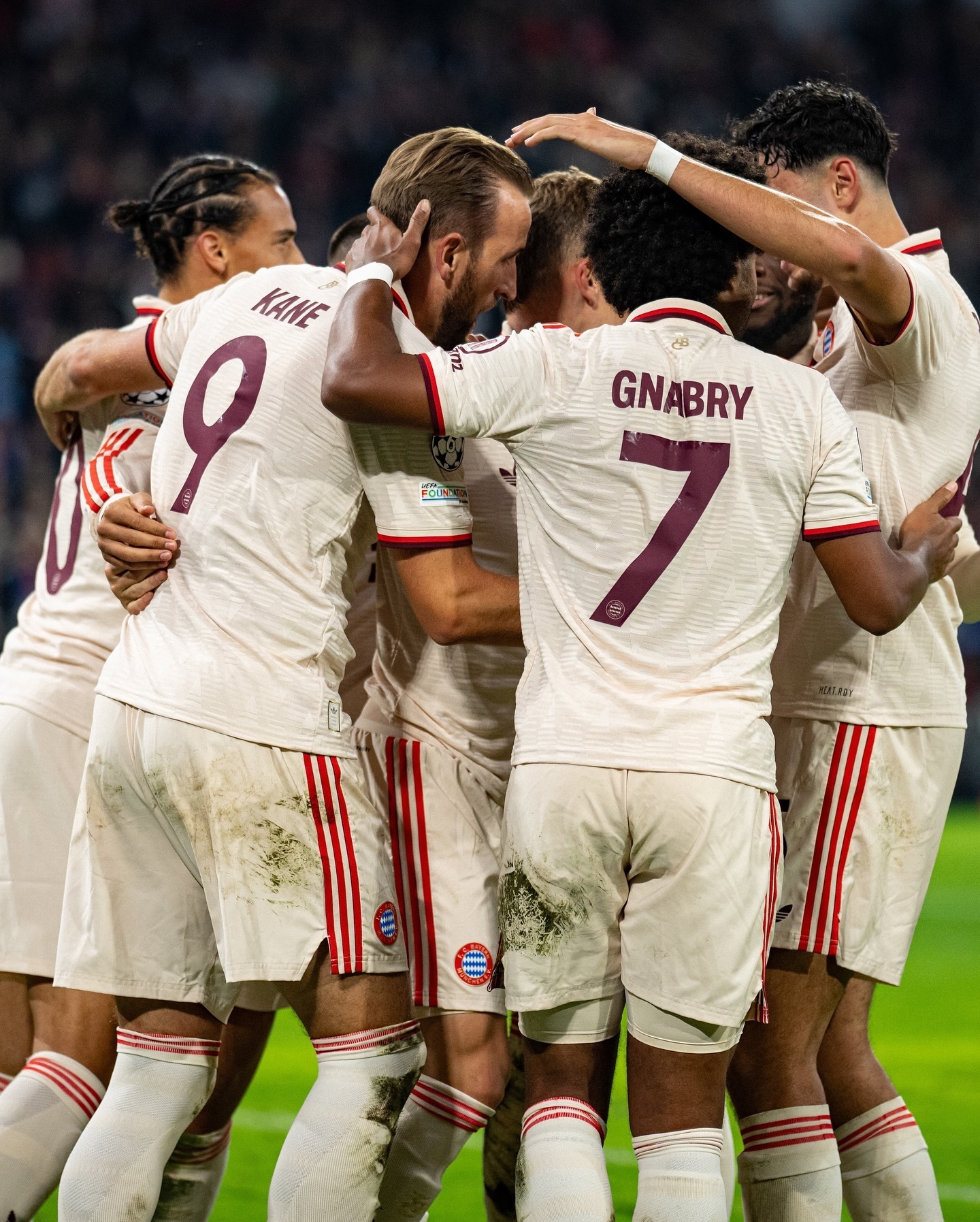 拜仁慕尼黑全队高水平发挥，赢得主场胜利的简单介绍